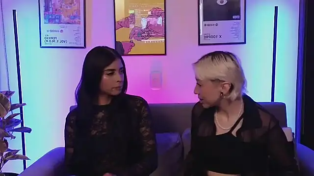 Snapshot of jane_hart_ chatting on November 17, 1:31 am jane hart online show from November 17, 1:31 am