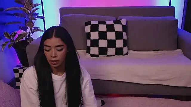 Snapshot of jane_hart_ chatting on November 18, 11:37 pm jane hart online show from November 18, 11:37 pm