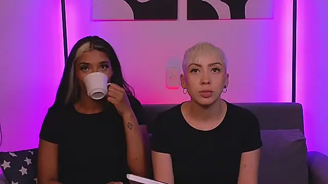 Snapshot of jane_hart_ chatting on March 21, 5:11 am jane hart online show from March 21, 5:11 am