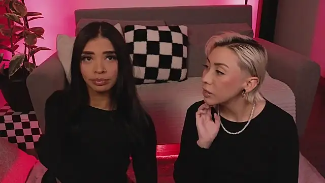 Snapshot of jane_hart_ chatting on November 7, 12:26 am jane hart online show from November 7, 12:26 am