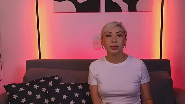 Snapshot of jane_hart_ chatting on March 12, 2:09 am jane hart online show from March 12, 2:09 am