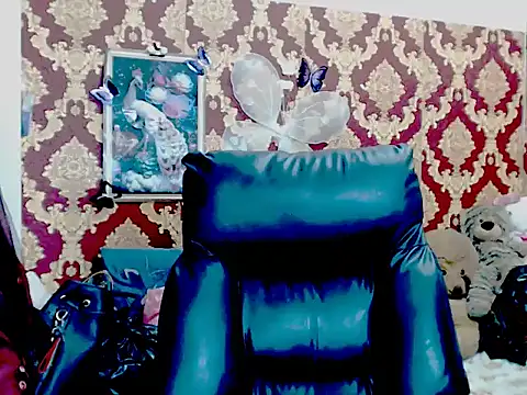 Indiancatz2 online show from December 18, 5:50 pm