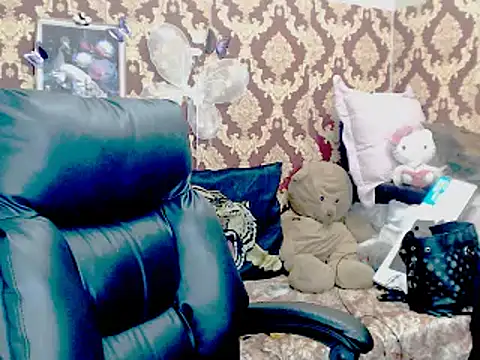 Indiancatz2 online show from October 31, 3:30 pm