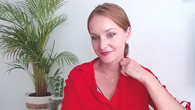 Snapshot of AliciaDesire chatting on September 15, 12:49 pm AliciaDesire online show from September 15, 12:49 pm