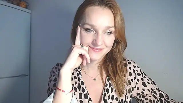 AliciaDesire online show from February 12, 2:06 pm