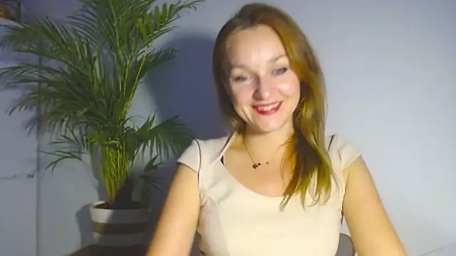 Snapshot of AliciaDesire chatting on November 25, 2:28 pm AliciaDesire online show from November 25, 2:28 pm