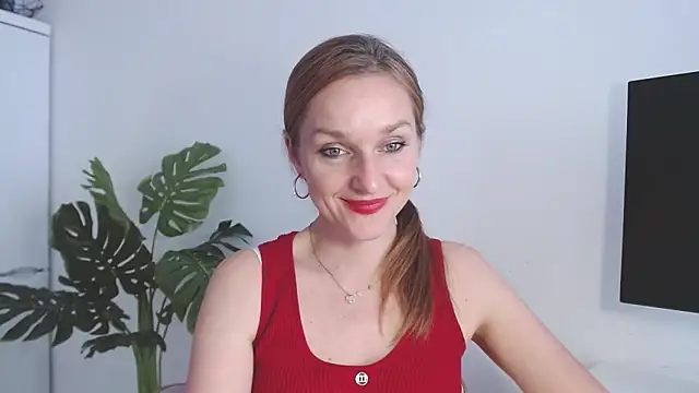 AliciaDesire online show from April 7, 1:46 pm