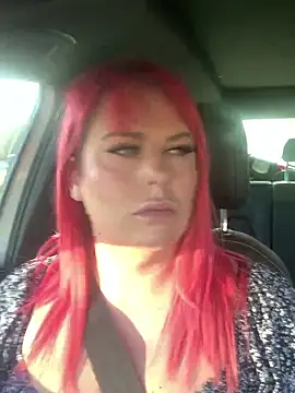 Snapshot of redxxxvixen chatting on March 4, 3:59 pm redxxxvixen online show from March 4, 3:59 pm