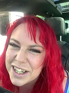 Snapshot of redxxxvixen chatting on March 18, 1:12 pm redxxxvixen online show from March 18, 1:12 pm