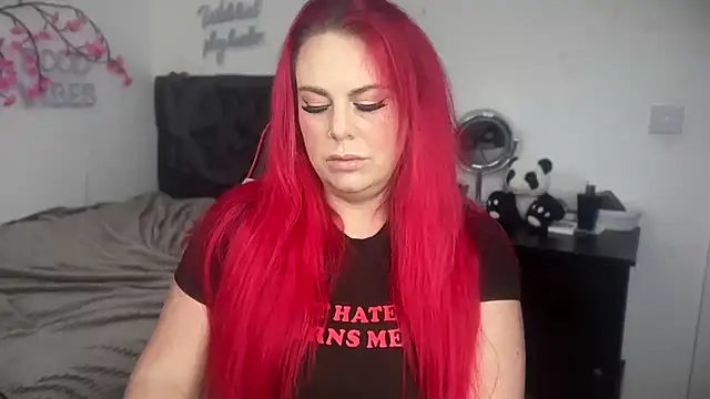 redxxxvixen online show from May 6, 12:31 pm