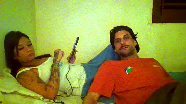 couplemilk online show from April 21, 2:03 am