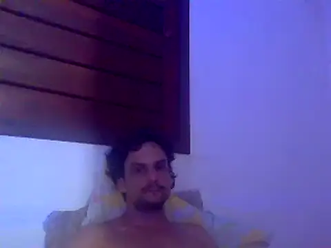 couplemilk online show from December 17, 4:56 am