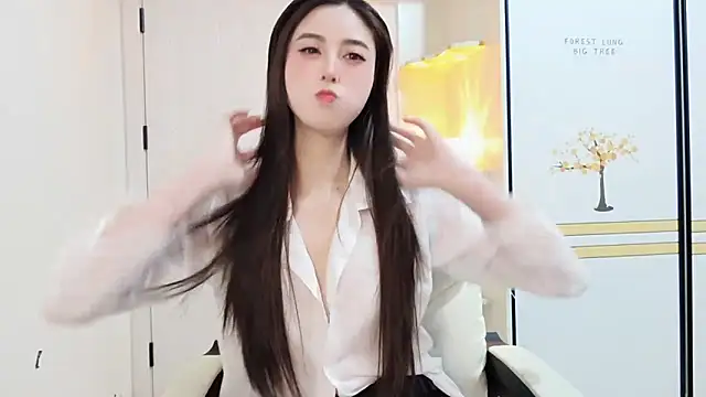 LI-200310 online show from December 21, 8:50 am