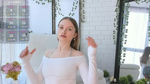 IsabellaTorrance online show from March 23, 3:10 am