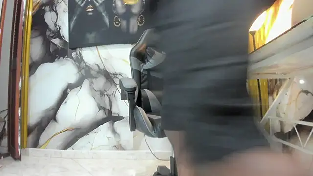 Snapshot of Thomas_shelbys chatting on November 9, 3:43 am Thomas shelbys online show from November 9, 3:43 am