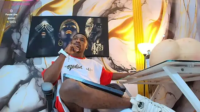 Thomas shelbys online show from February 28, 3:28 am