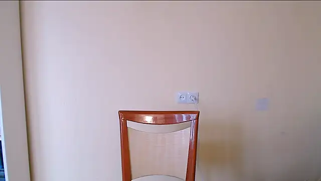 Cutesweetheart online show from April 13, 9:35 am