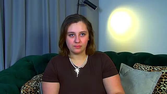 Snapshot of MaryMurray chatting on October 23, 6:45 am MaryMurray online show from October 23, 6:45 am