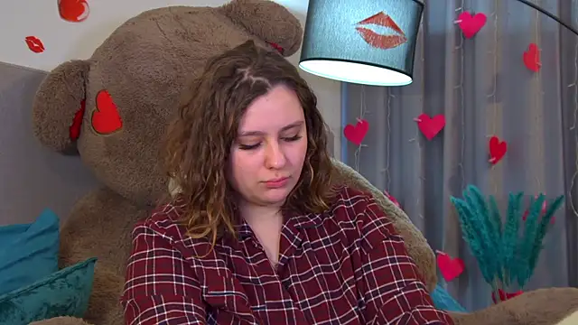 MaryMurray online show from February 18, 6:33 am