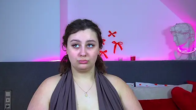 MaryMurray online show from February 16, 7:01 pm