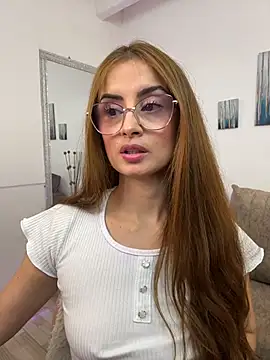 MiaaLoren online show from February 10, 5:34 pm