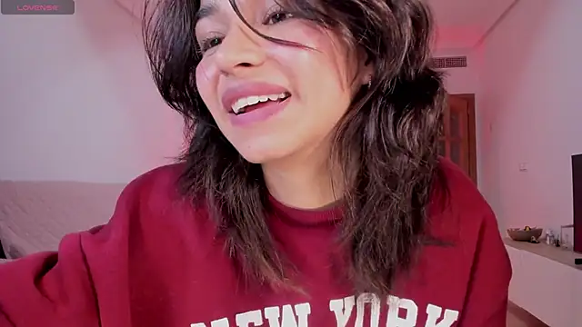 Snapshot of Adriennesexxx chatting on March 11, 7:14 pm Adriennesexxx online show from March 11, 7:14 pm