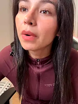 Adriennesexxx online show from January 6, 5:50 pm