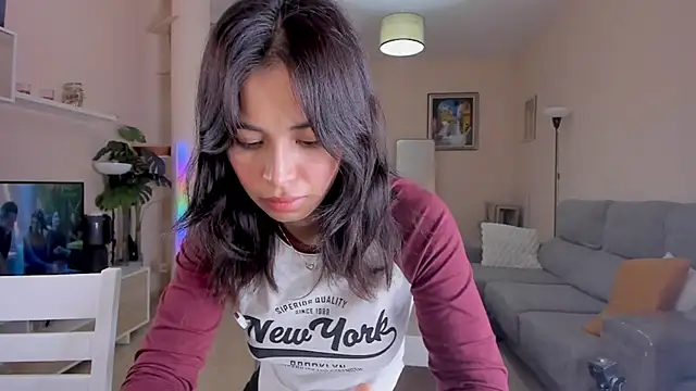 Snapshot of Adriennesexxx chatting on October 18, 9:17 pm Adriennesexxx online show from October 18, 9:17 pm