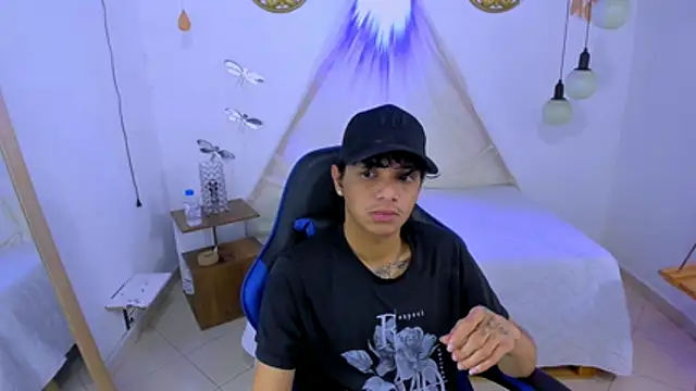 Brand habes online show from November 19, 1:33 pm