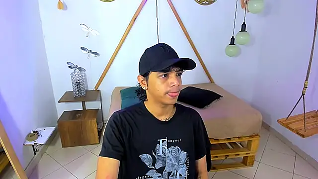 Brand habes online show from October 29, 1:43 pm