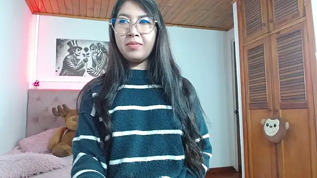 tifanny-squirt online show from October 10, 1:45 pm
