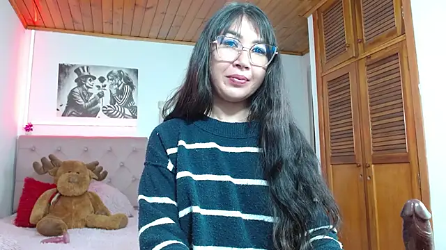 tifanny-squirt online show from November 13, 2:43 pm