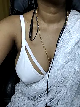Snapshot of Anjali_cute-Pondati chatting on June 19, 12:05 am Anjali cute-Pondati online show from June 19, 12:05 am