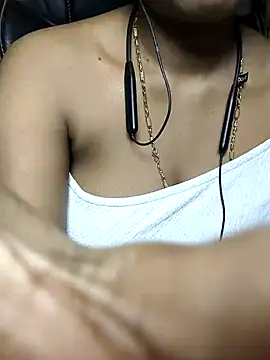 Snapshot of Anjali_cute-Pondati chatting on June 21, 11:54 pm Anjali cute-Pondati online show from June 21, 11:54 pm
