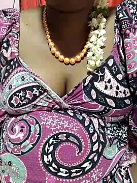 Snapshot of Anjali_cute-Pondati chatting on September 23, 12:34 pm Anjali cute-Pondati online show from September 23, 12:34 pm