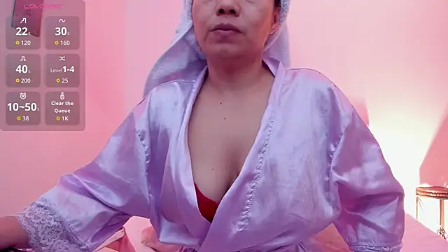 Snapshot of Sofia_Walke1 chatting on November 11, 1:00 am Sofia Walke1 online show from November 11, 1:00 am