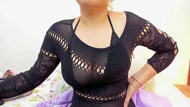 Snapshot of Sofia_Walke1 chatting on October 14, 12:33 am Sofia Walke1 online show from October 14, 12:33 am