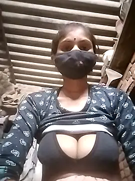 Snapshot of Ritu-0143 chatting on April 22, 3:52 pm Ritu-0143 online show from April 22, 3:52 pm