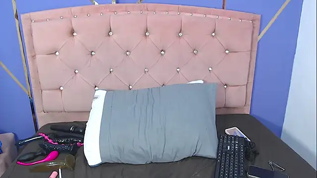 Camila Nolimit online show from November 8, 10:13 pm