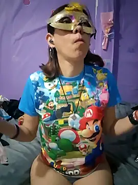 Snapshot of Lunababymylove chatting on November 12, 4:05 am Lunababymylove online show from November 12, 4:05 am