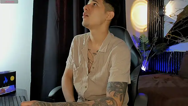 kyle smithxx online show from December 18, 8:12 pm