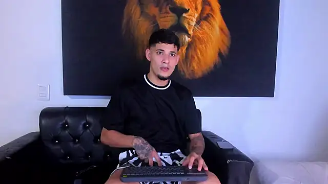 kyle smithxx online show from December 5, 12:47 am