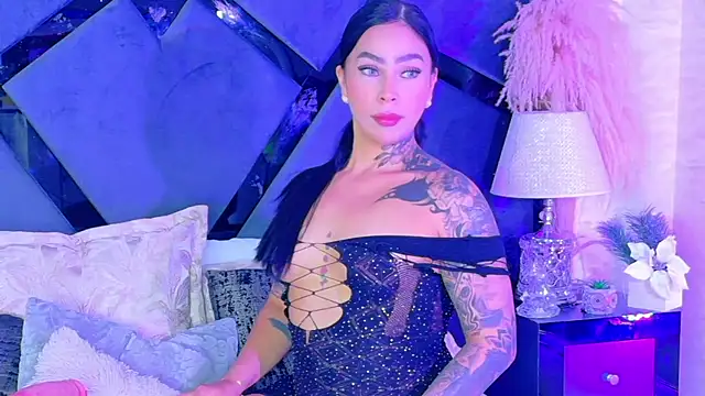 GiahDaniels online show from July 21, 9:38 pm