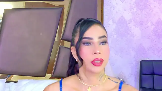 GiahDaniels online show from February 27, 8:41 pm