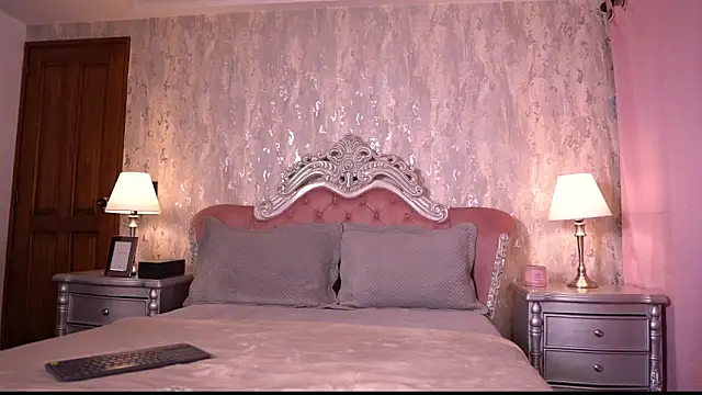 AngelineConnor online show from April 8, 10:22 pm