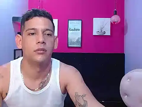 hugecocks hot online show from May 28, 7:42 pm