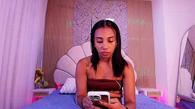 nata luna online show from April 10, 7:21 pm