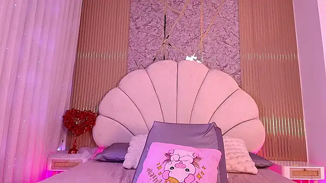 nata luna online show from March 12, 7:29 pm