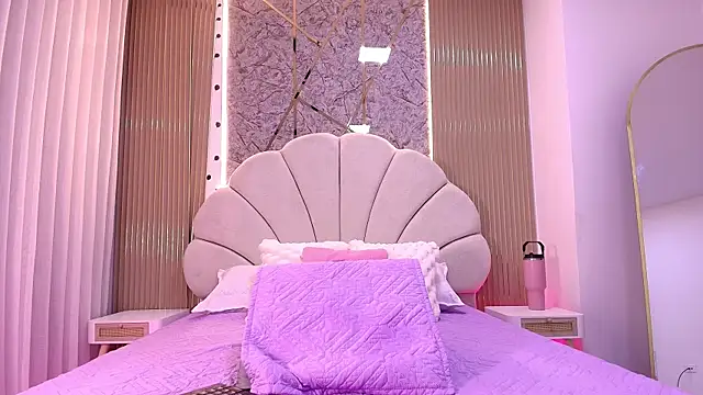 nata luna online show from November 11, 7:19 pm