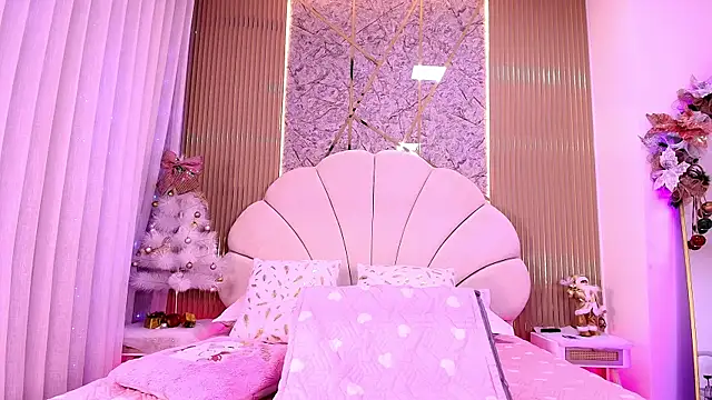 nata luna online show from November 28, 7:25 pm